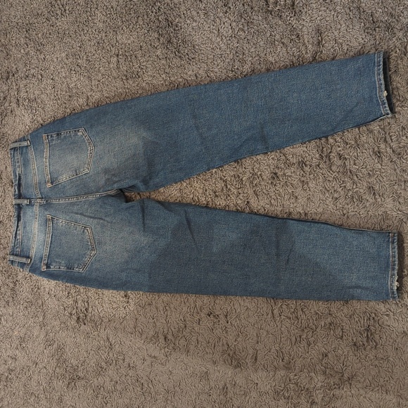 Silver Jeans High Rise Mom Jeans - Picture 9 of 12